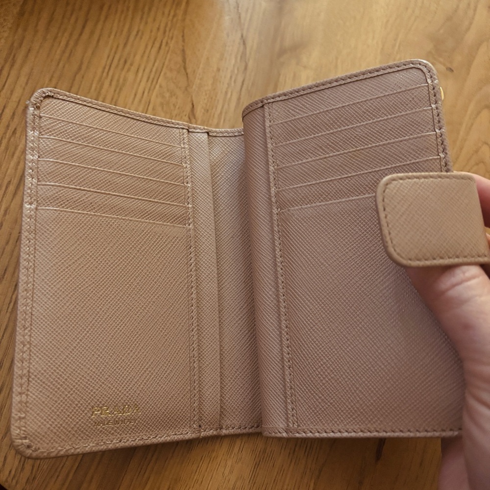 Authentic Small Saffiano Leather Prada Wallet - Picture 5 of 8
